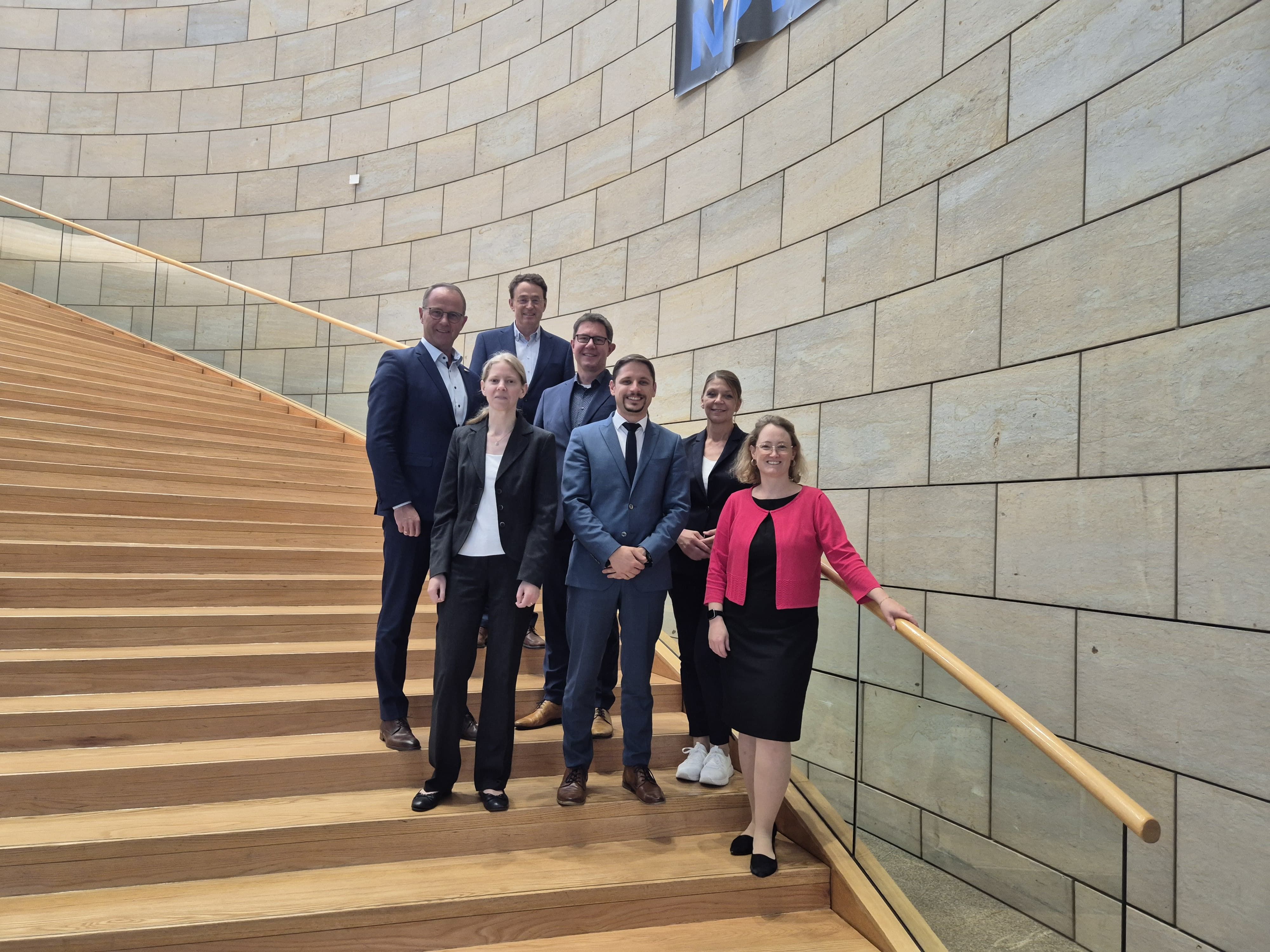 Euregio´s brengen bezoek aan de Landtag Nordrhein-Westfalen. 